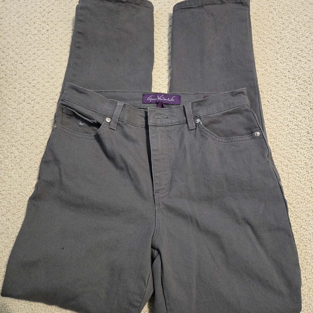 Women's Gloria Vanderbilt Amanda Denim Grey Jeans, Size 6M